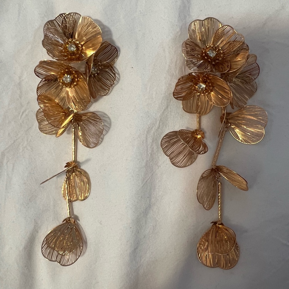 Earrings Trending
